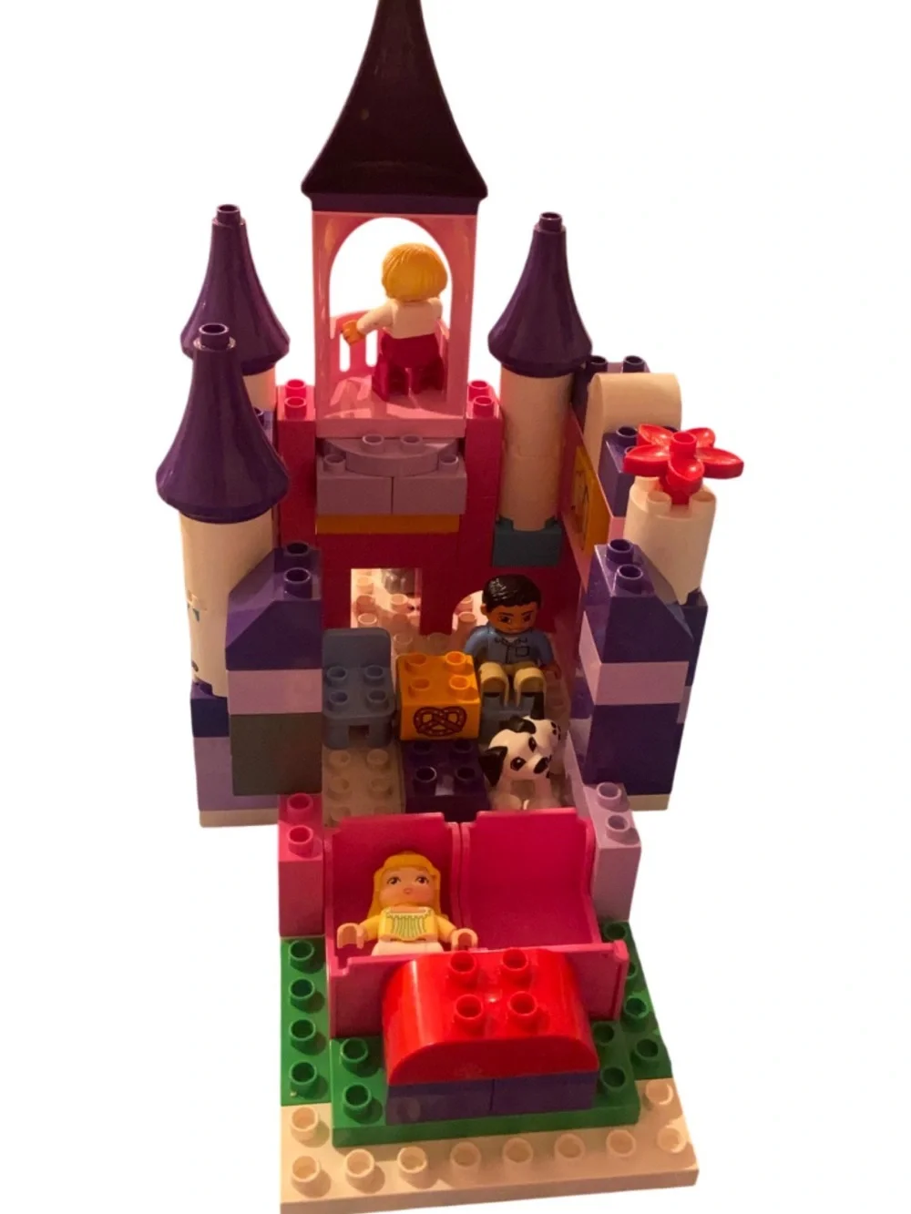 LEGO Duplo  CASTLE Replacement Mixed Parts LOT Of 100 + Pieces Bed Towers READ